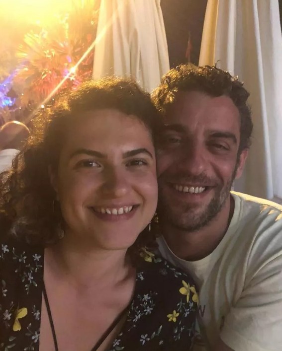 Ünlü çiftten 7'nci yıl kutlaması...